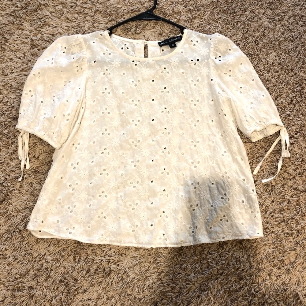 Jill Stuart White Floral Embroidery Top